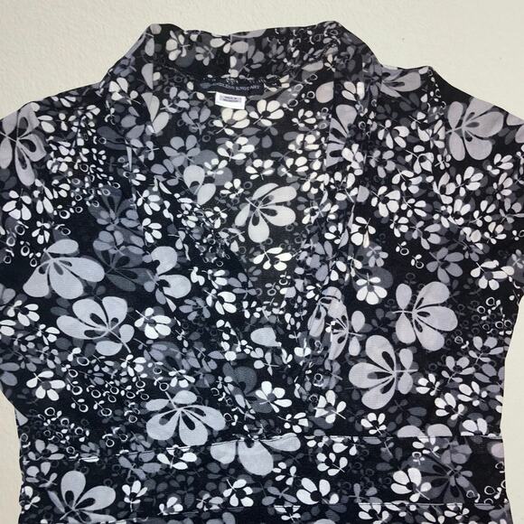 Black floral mesh v neck shirt, whimsigoth boho chic alternative office siren - Picture 3 of 6